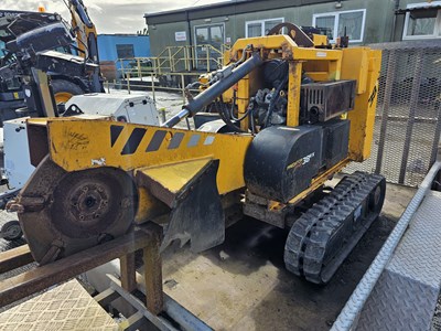 Lot 263 - 2013 Laski Predator RX38 Tracked Stump Grinder, Expanding Undercarriage, Vanguard Engine comes with Indespension 2.6 Ton Twin Axle Plant Trailer