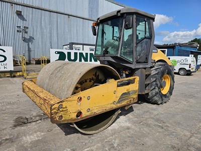 Lot 419 - 2013 Volvo SD1300 Single Drum Vibrating Roller, Full Cab, A/C