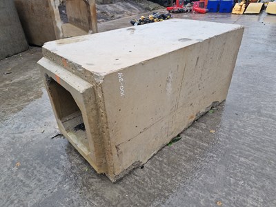 Lot 345 - 100cm x 100cm x 200cm Concrete Culvert, 60cm x 60cm Centre