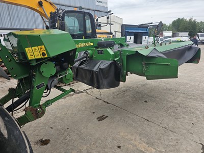 Lot 254 - 2016 John Deere 331 Trailed Mower Conditioner