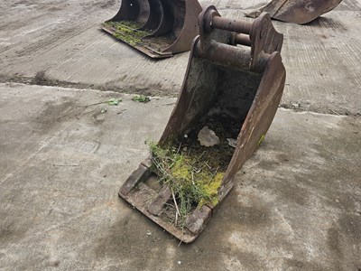 Lot 948 - 24" Digging Bucket 65mm Pin to suit 13 Ton Excavator