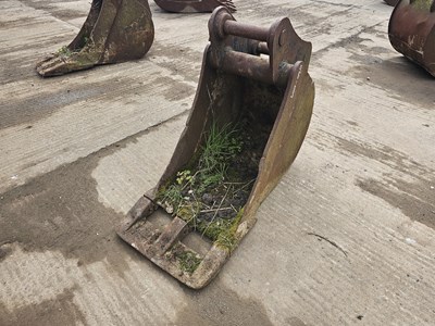 Lot 953 - 24" Digging Bucket 65mm Pin to suit 13 Ton Excavator