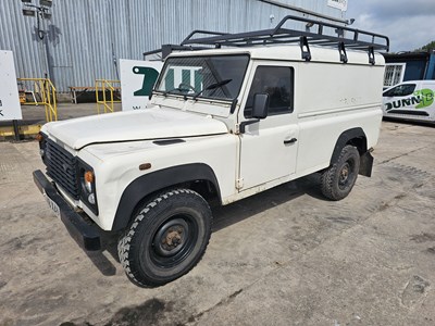 Lot 167 - 2001 Landrover Defender 110 TD5, 4WD 5 Speed, Heavy Duty Tow Bar, Tacograph, (Reg. Docs. Available, Tested 02/25) (PLUS VAT)