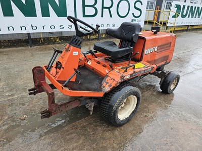 Lot 138 - Kubota F2000 4WD Diesel Ride on Lawnmower (No Cutting Deck)