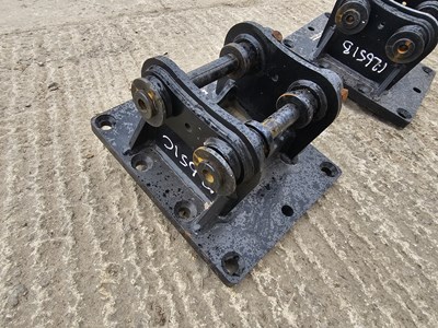 Lot 881 - Unused Haner HX300 Headstock 25mm Pin to suit Hydraulic Breaker