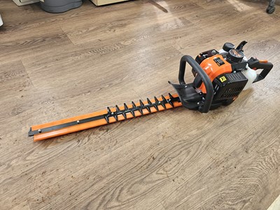 Lot 125 - Unused Boss SLP600D Petrol Hedge Trimmer, 24" Blade