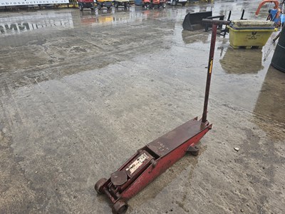 Lot 779 - Sealey 10 Ton Trolley Jack