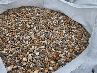 Lot 74 - Bulk Bag of 20mm Pebbles