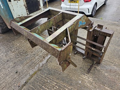 Lot 680 - Twose Hydraulic Muck Grab to suit Skidsteer Loader