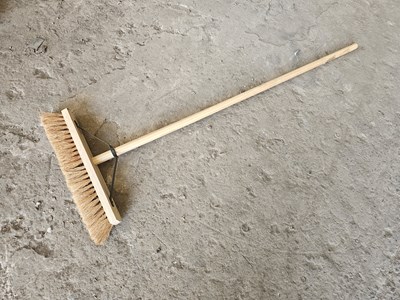 Lot 180 - Unused Brushware 18" Sweeping Brush