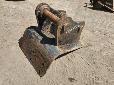 Lot 530 - Head Stock 50mm Pin to suit 6-8 Ton Excavator