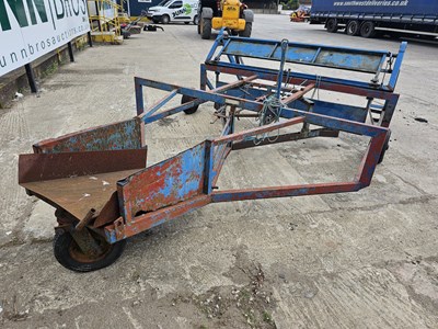 Lot 331 - William Cook Flat 8 Bale Sledge