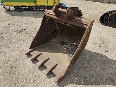 Lot 827 - 42" Digging Bucket 65mm Pin to suit 13 Ton Excavator