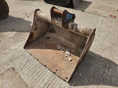 Lot 831 - 36" Digging Bucket 45mm Pin to suit 4-6 Ton Excavator