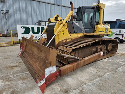 Lot 205 - 2008 Komatsu D65PX-15E0 Straight Blade & Tilt, Reverse Camera, A/C