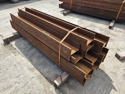 Lot 292 - 160mm x 160mm x 1580-2370mm x 10mm Steel I Beam (13 of)