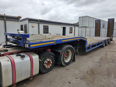 Lot 119B - Nooteboom OSD-41-03 Tri Axle Step Frame Low Loader Trailer, Hydraulic Ramps, Rear Lift Axle, Winch