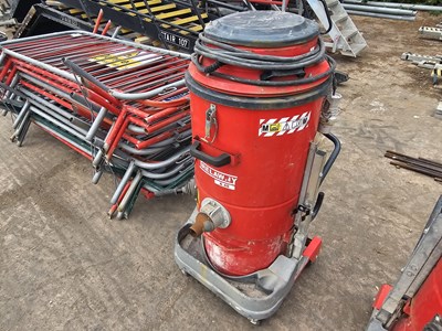 Lot 680E - 2019 Trelawny 110Volt Dust Extractor