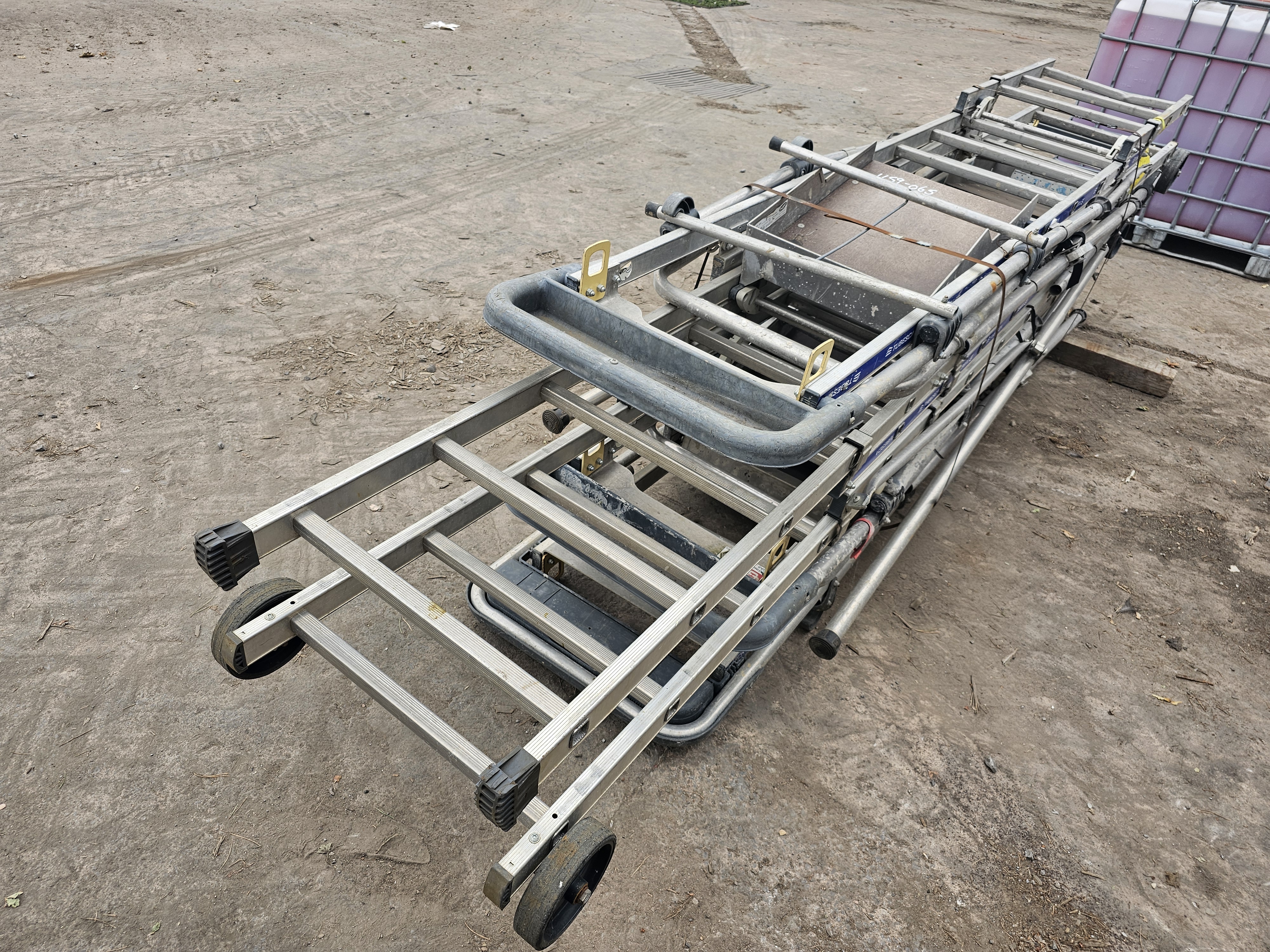 Lot 680 - Selection of Tubesca Aluminium Step Ladders