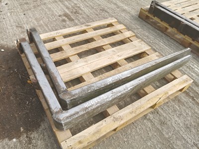 Lot 3'9" Pallet Forks (2 of)