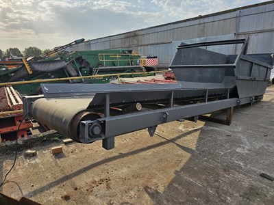 Lot 8m x 1200mm 400Volt Conveyor with Hopper