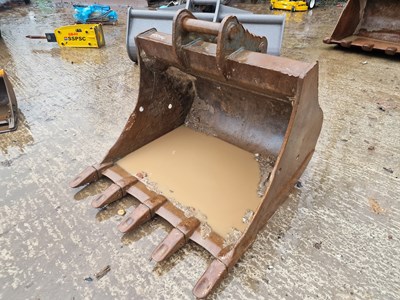 Lot 254 - Hill 48" Digging Bucket 65mm Pin to suit 13 Ton Excavator